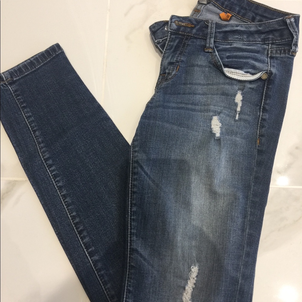 Sneak Peek Jeans, Low Rise - Picture 5 of 5